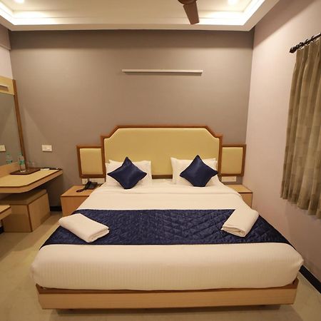 Majestic Hotel Madurai Exterior photo