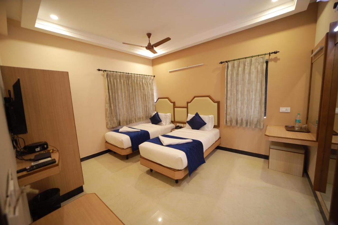 Majestic Hotel Madurai Exterior photo