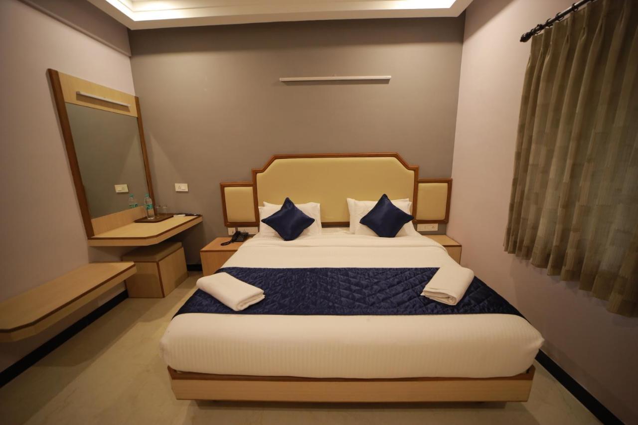 Majestic Hotel Madurai Exterior photo