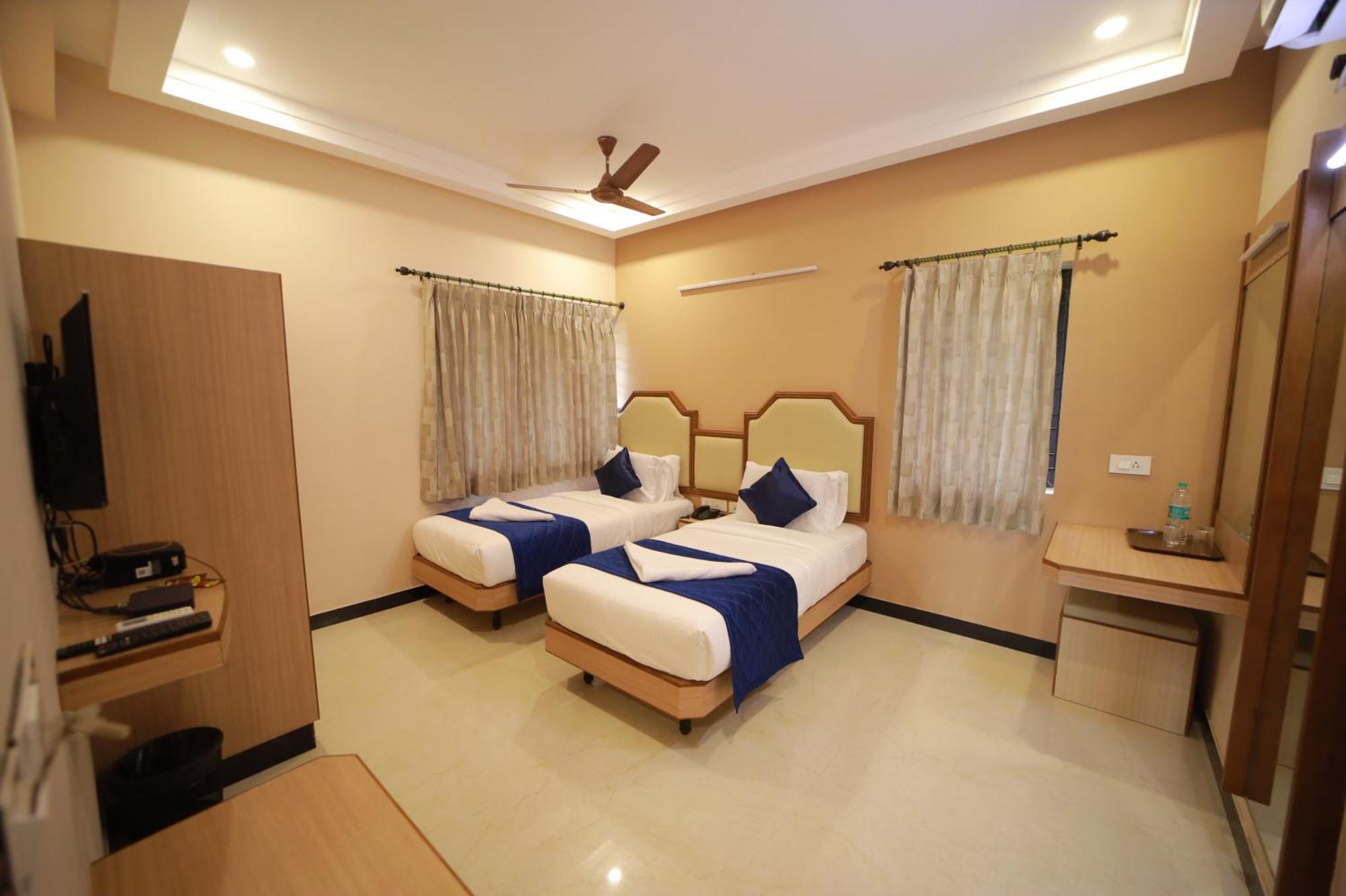 Majestic Hotel Madurai Exterior photo